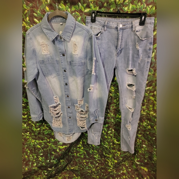 Women's Distressed Light Blue Denim Set - Picture 1 of 7